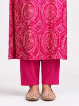 Gulraqs Kurta Set