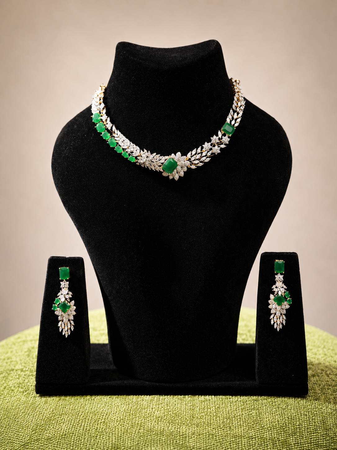 Zeenat Jewellery Set
