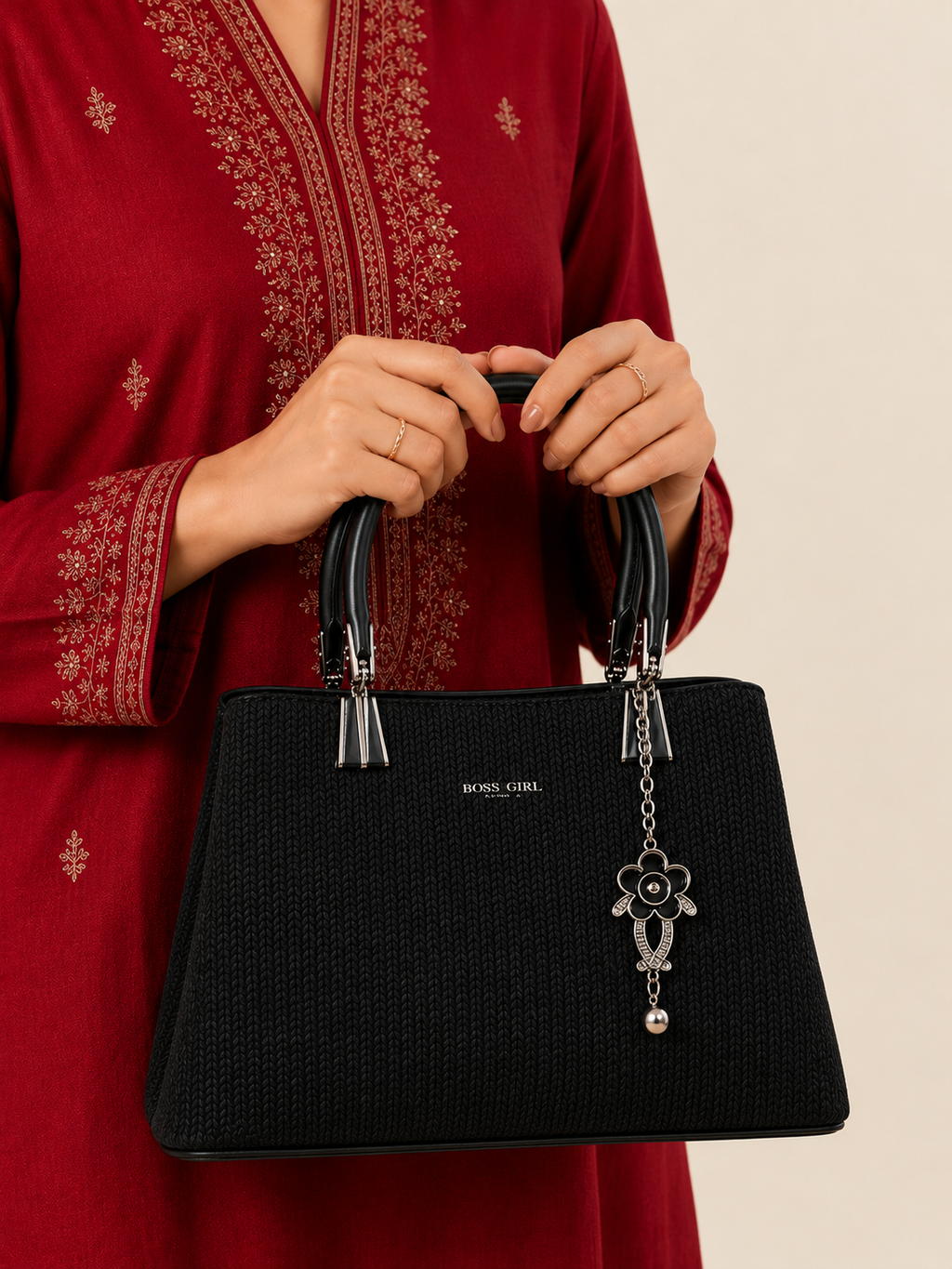 Onyxia Handbag