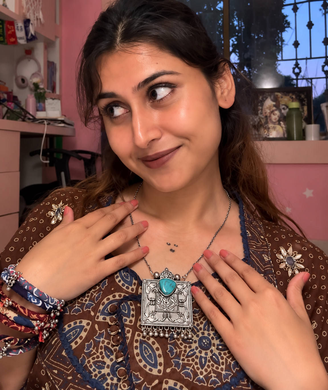 Neelambara Pendant Necklace