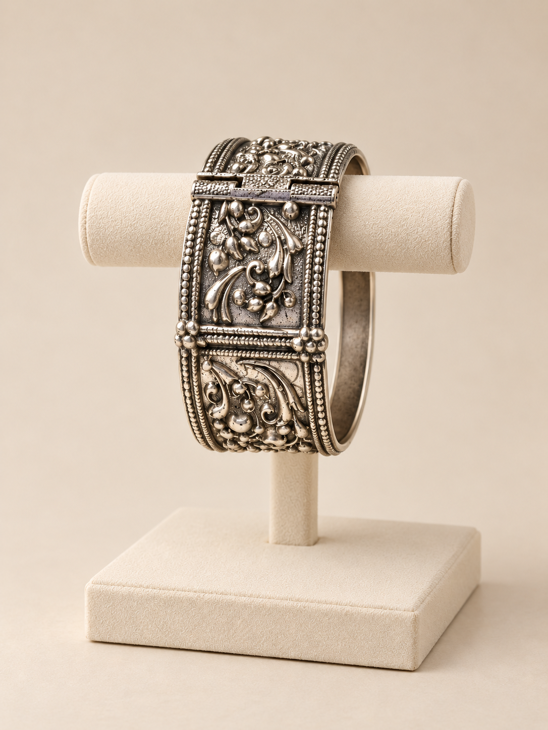 Mrinalini Oxidized Bracelet